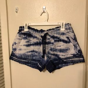 Roxy canvas short